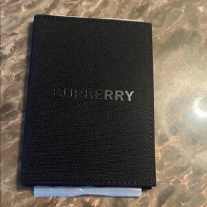 Burberry Passport Holder GWP